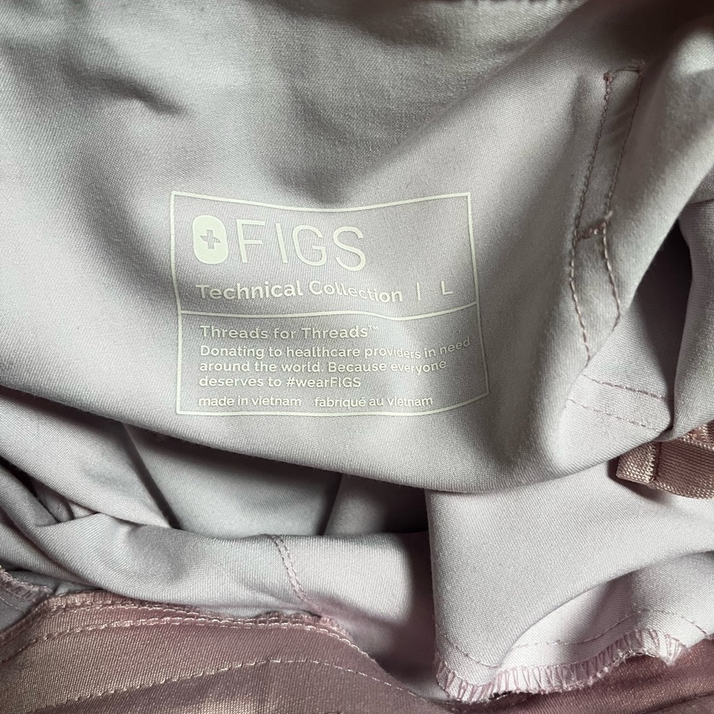 Figs limited edition breast cancer awareness joggers - Picture 4 of 7